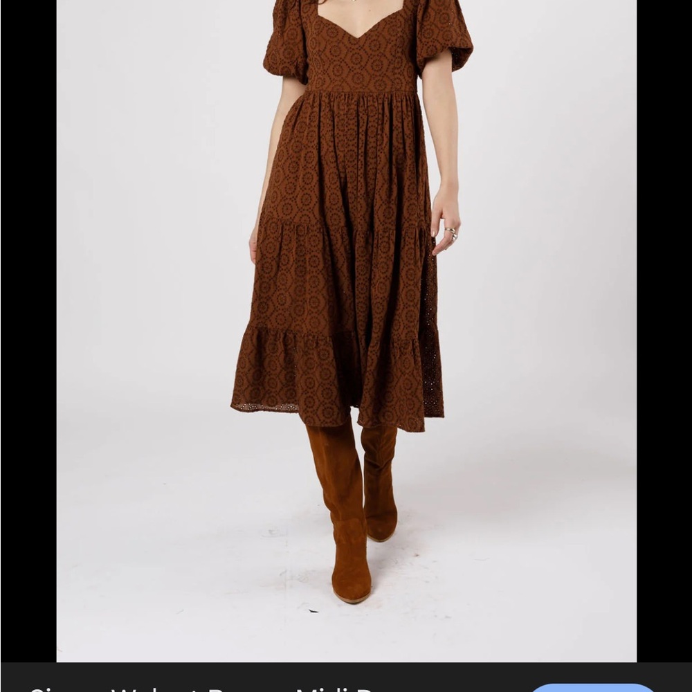 SIERRA WALNUT BROWN MIDI DRESS size med Eyelet Puff-Sleeve Midi Dress